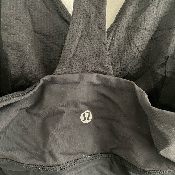 Black Lululemon Sports Tank - Picture 5 of 7